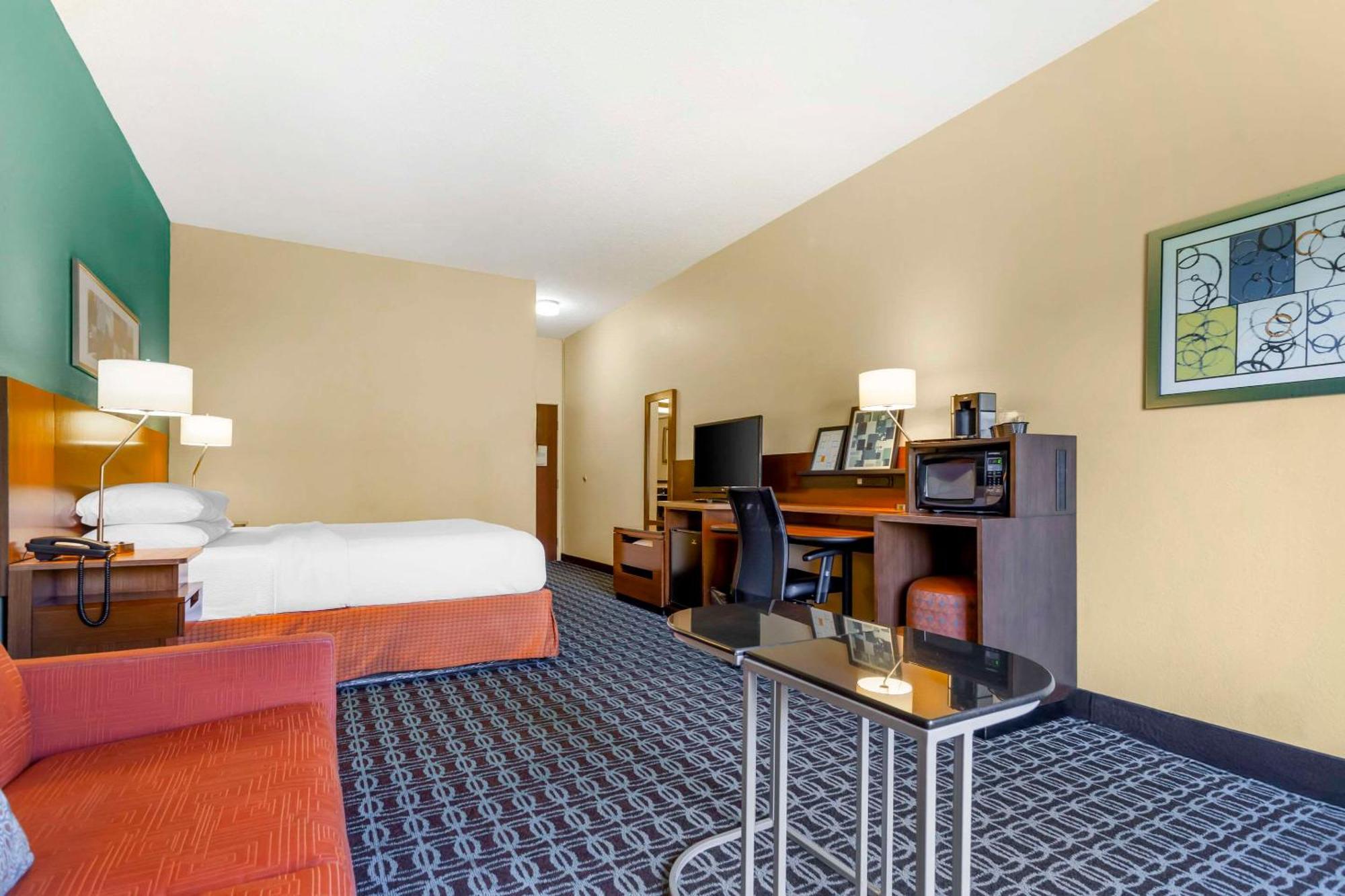 Comfort Inn & Suites Green Bay Stadium Area Exterior foto